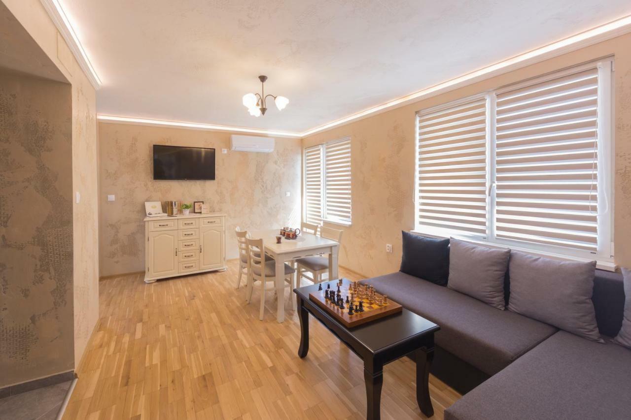 Kosev Apartment Veliko Tŭrnovo Eksteriør bilde